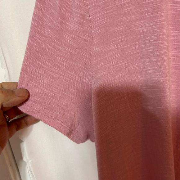 Tribal large Soft Pink Short Sleeve Tee with a little frill on bottom- - Picture 3 of 10